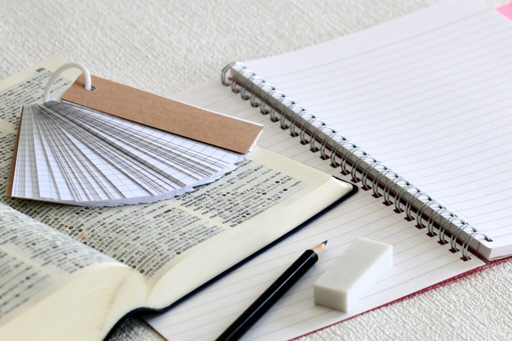 学生の心に響く「手書きのひとことメッセージ」と「オリジナルパッケージ」 